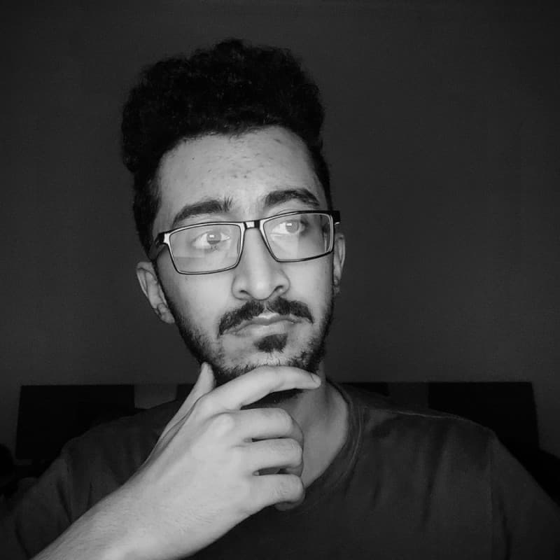 Abdulla Farooq - Professional Full-Stack Developer specializing in React, Next.js, and Node.js development